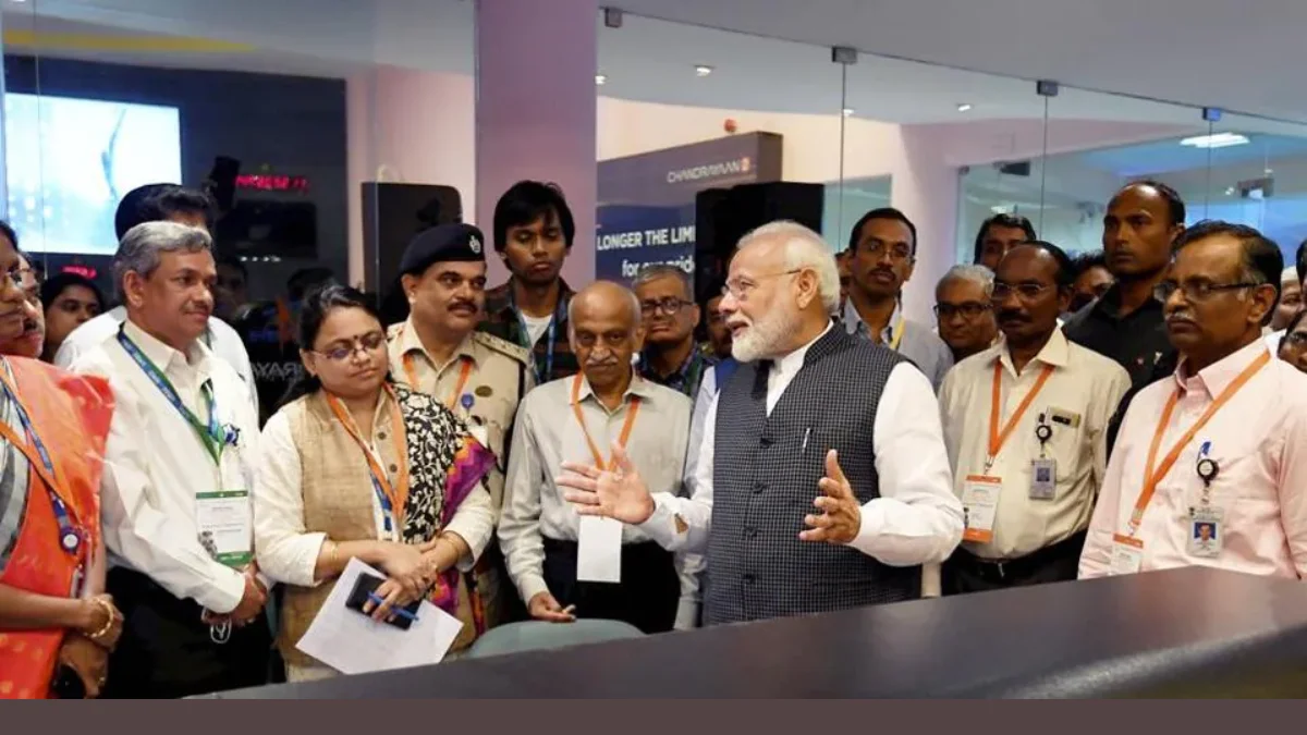 PM Modi Visit ISRO Center